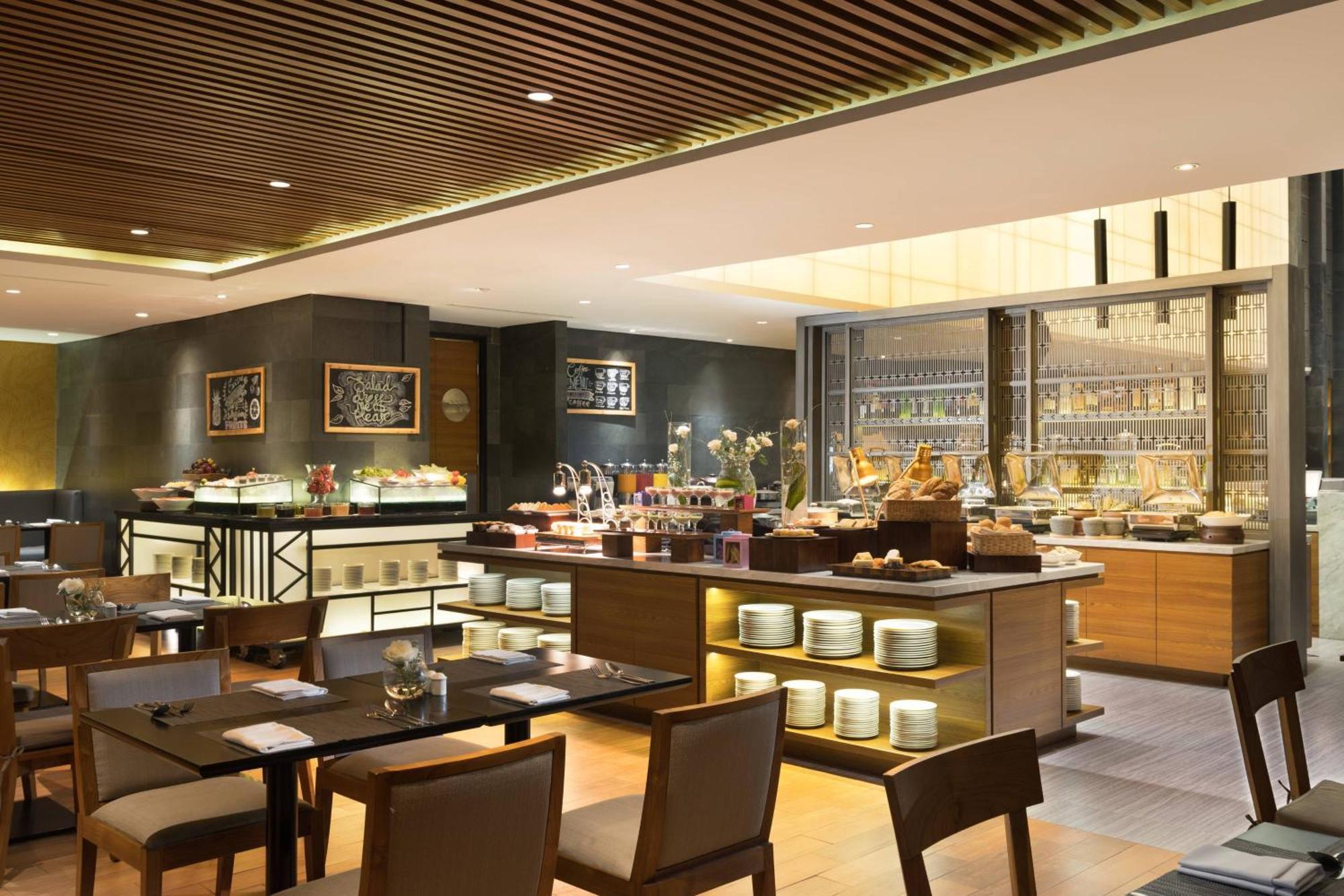 Four Points By Sheraton Jakarta Thamrin Экстерьер фото